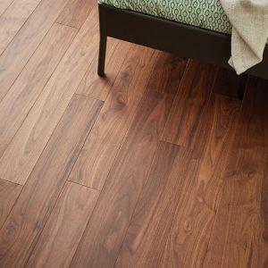 Walnut Flooring: Style Tips