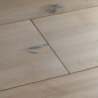 berkeley-grey-oak-engineered-floor-closeup-woodpecker-flooring-product-image-400x495px