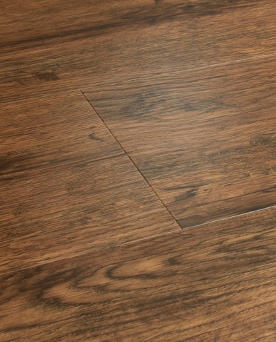 brecon-bracken-oak-stratex-floor-closeup-woodpeckerflooring-product-image-400x495px