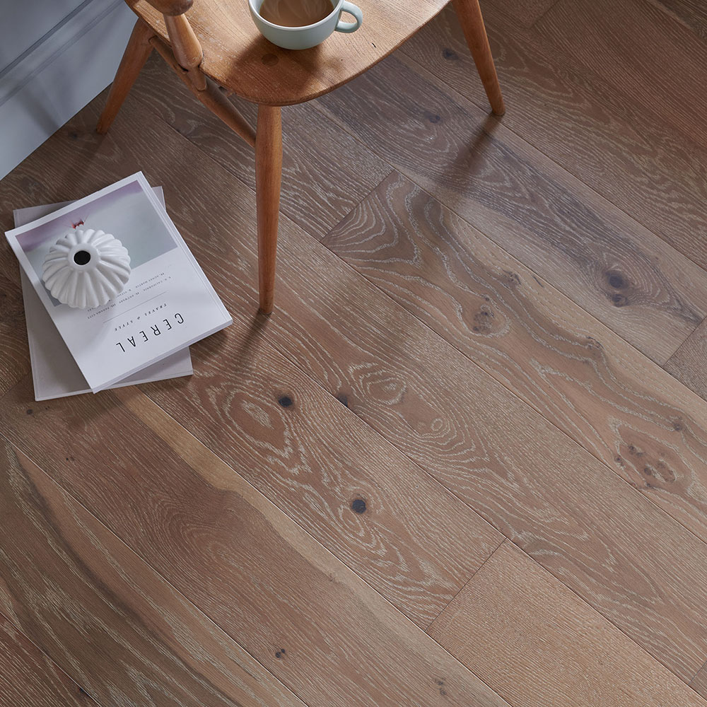 natural-wood-floors-oak-medium-warm-wooden-flooring-planks