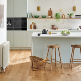 natural-wood-floors-oak-medium-wooden-flooring-planks