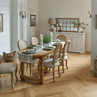 Weymouth-Malted-Oak-Herringbone-550x489px