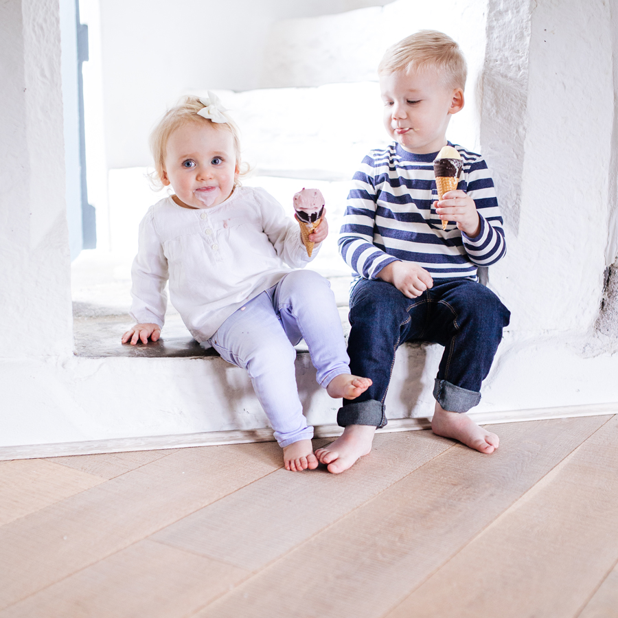 wood flooring with children and pets