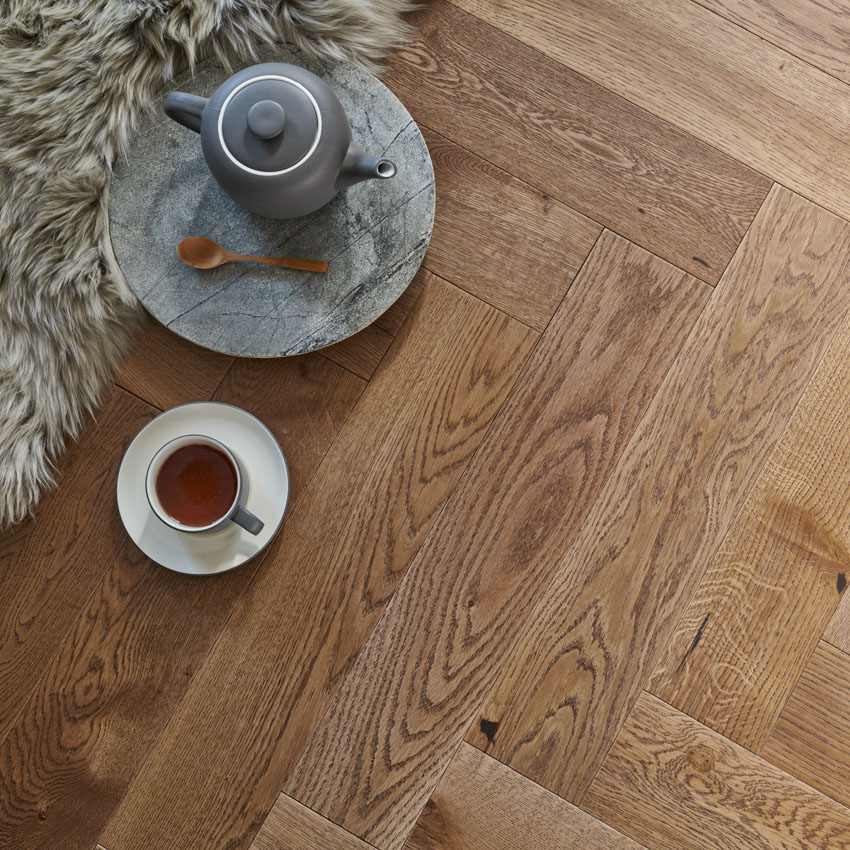 HIGHCLERE BISCOTTI OAK