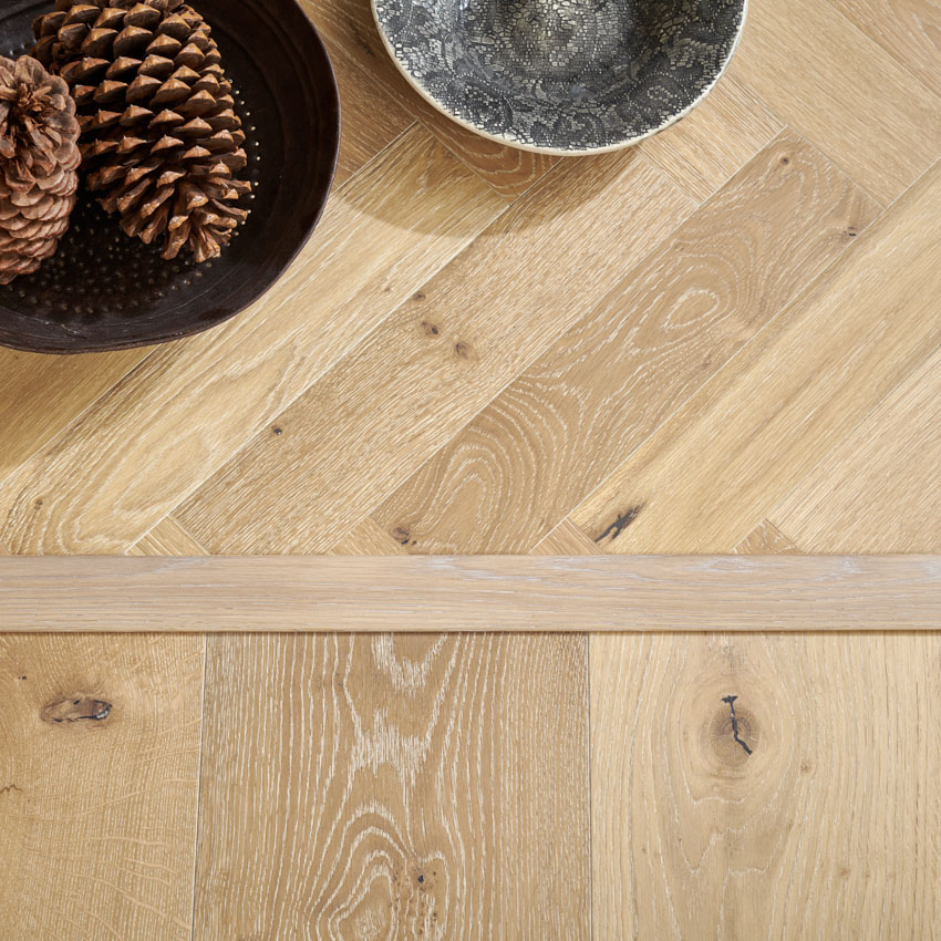 GOODRICH WHITE SMOKED OAK