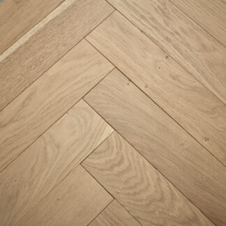 Engineered parquet flooring in natural color. Goodrich raw oak