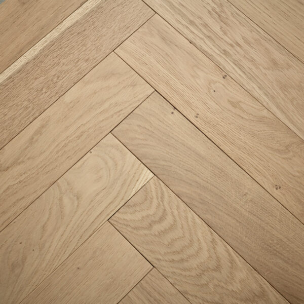 Engineered parquet flooring in natural color. Goodrich raw oak