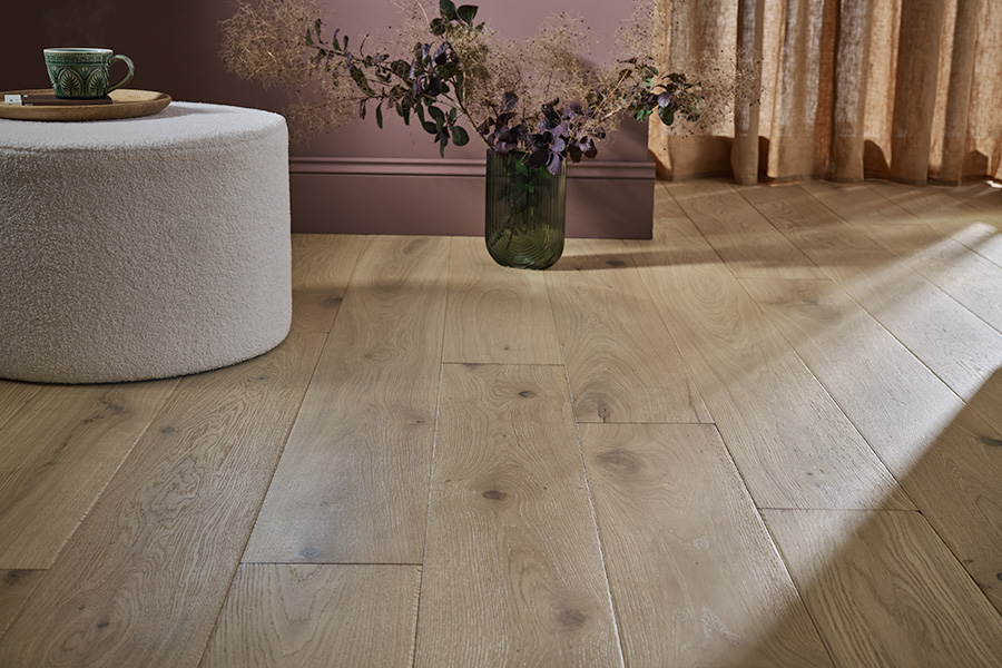 chepstow-flaxen-oak-wood-plank-flooring-light-rustic-floor