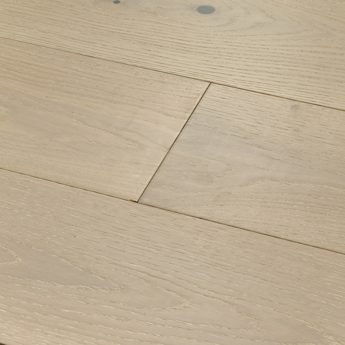 natural-wood-flooring-pale-smoked-planks-close-up