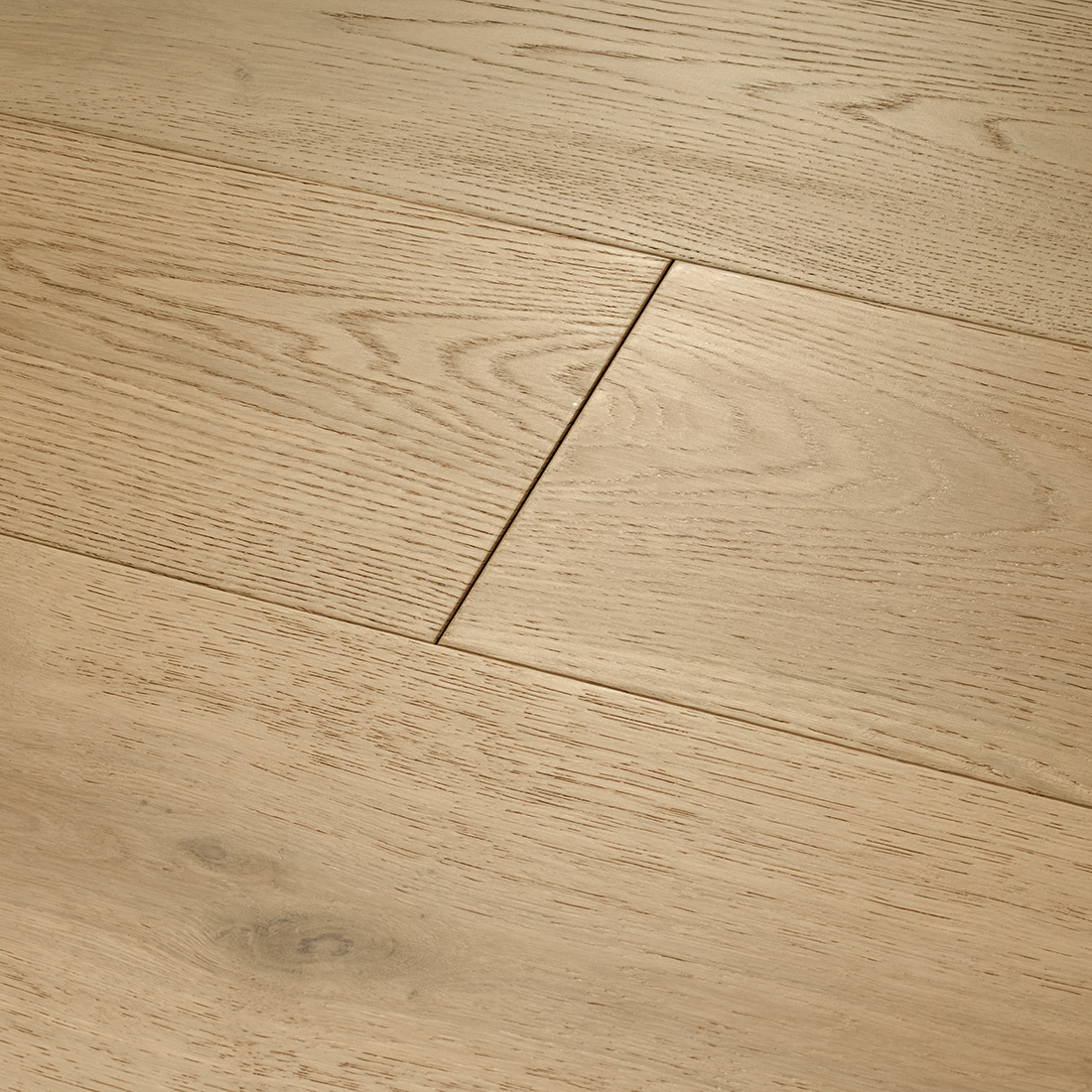 natural-wood-flooring-pale-smoked-planks-close-up