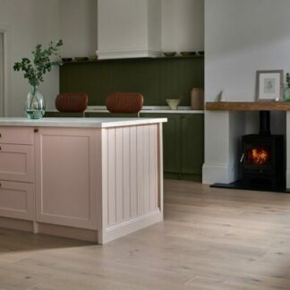 Stonehaven-Strait-Oak-Roomset-1000x667px-600x400