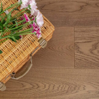 Harlech-Biscotti-Oak-Cameo-1-600x400