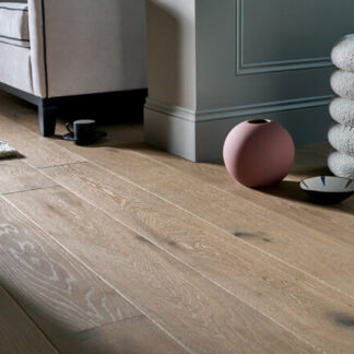 Chepstow-Washed-Oak-Cameo-1-600x445