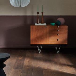 Chepstow-Distressed-Charcoal-Oak-Cameo-3-600x900